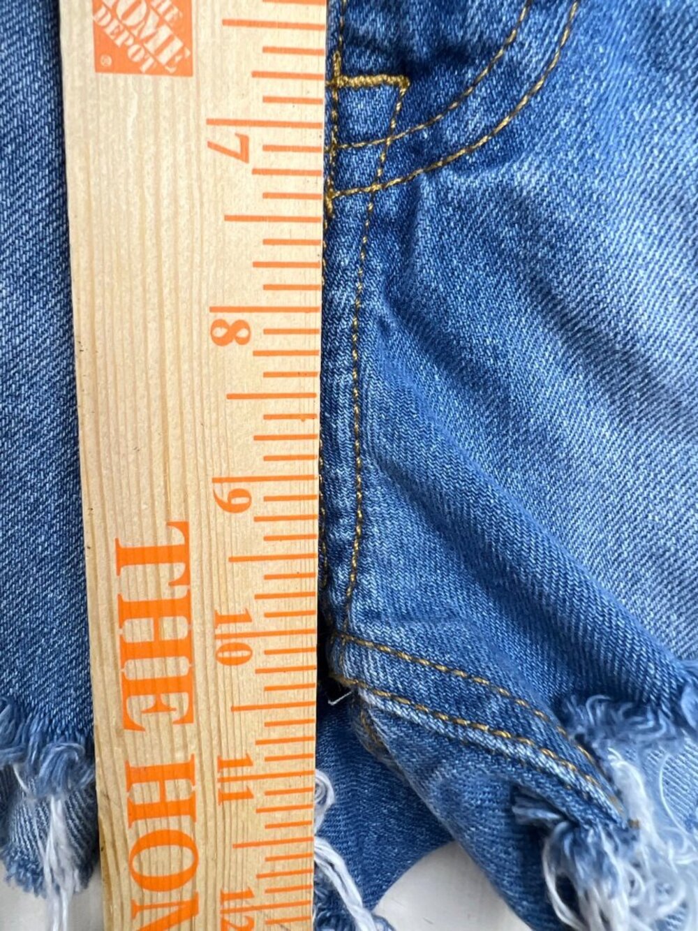 H&M Coachella Denim Shorts - Picture 4 of 11